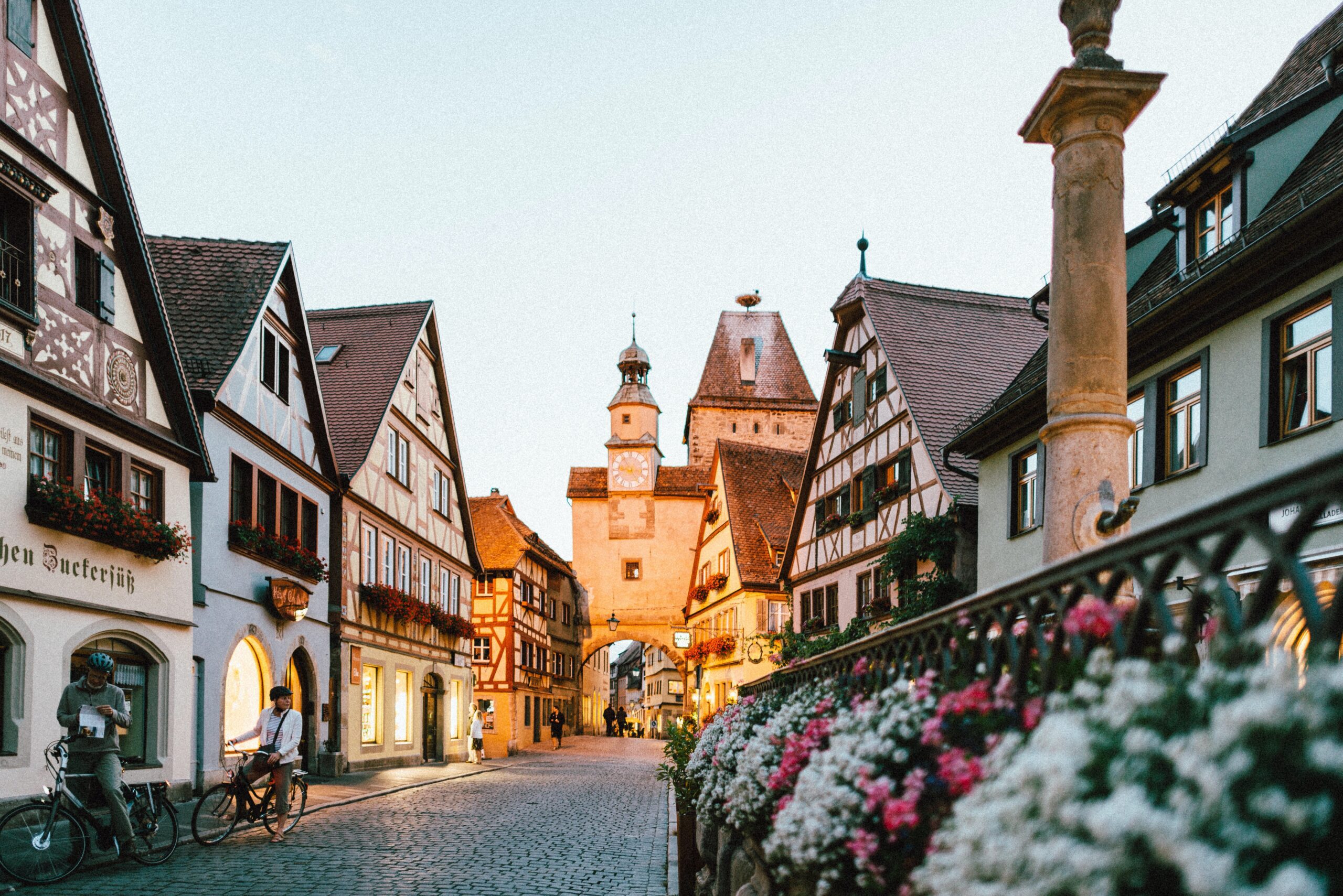 6 prettiest cities to visit in Europe.